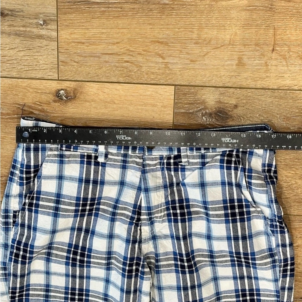 Flag & Anthem Shorts Flat Front Chino Style Navy/White/Black Plaid Size 34 - Picture 4 of 7